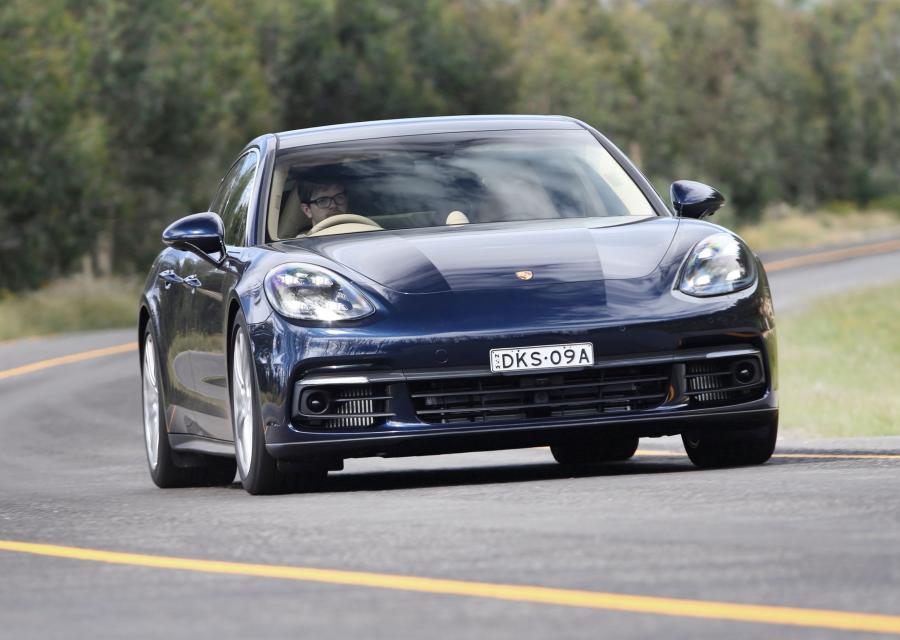 Porsche Panamera 4S (AU) '2017